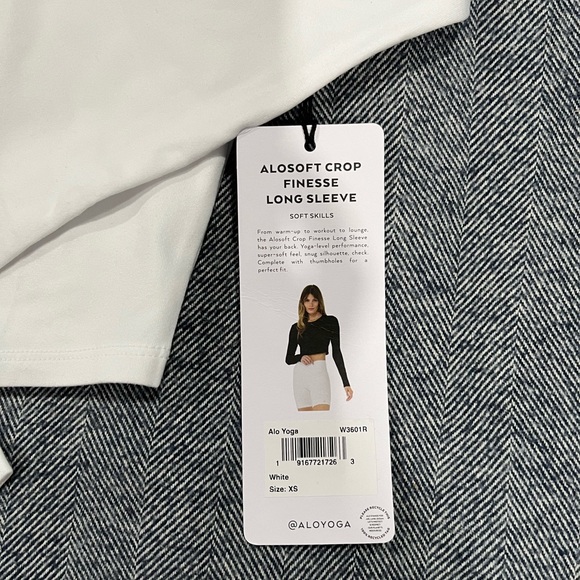 alo alosoft crop finesse long sleeve | size xs - Picture 5 of 5